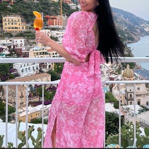 Petite size 0 two piece set pink floral design wide leg pants tie back top